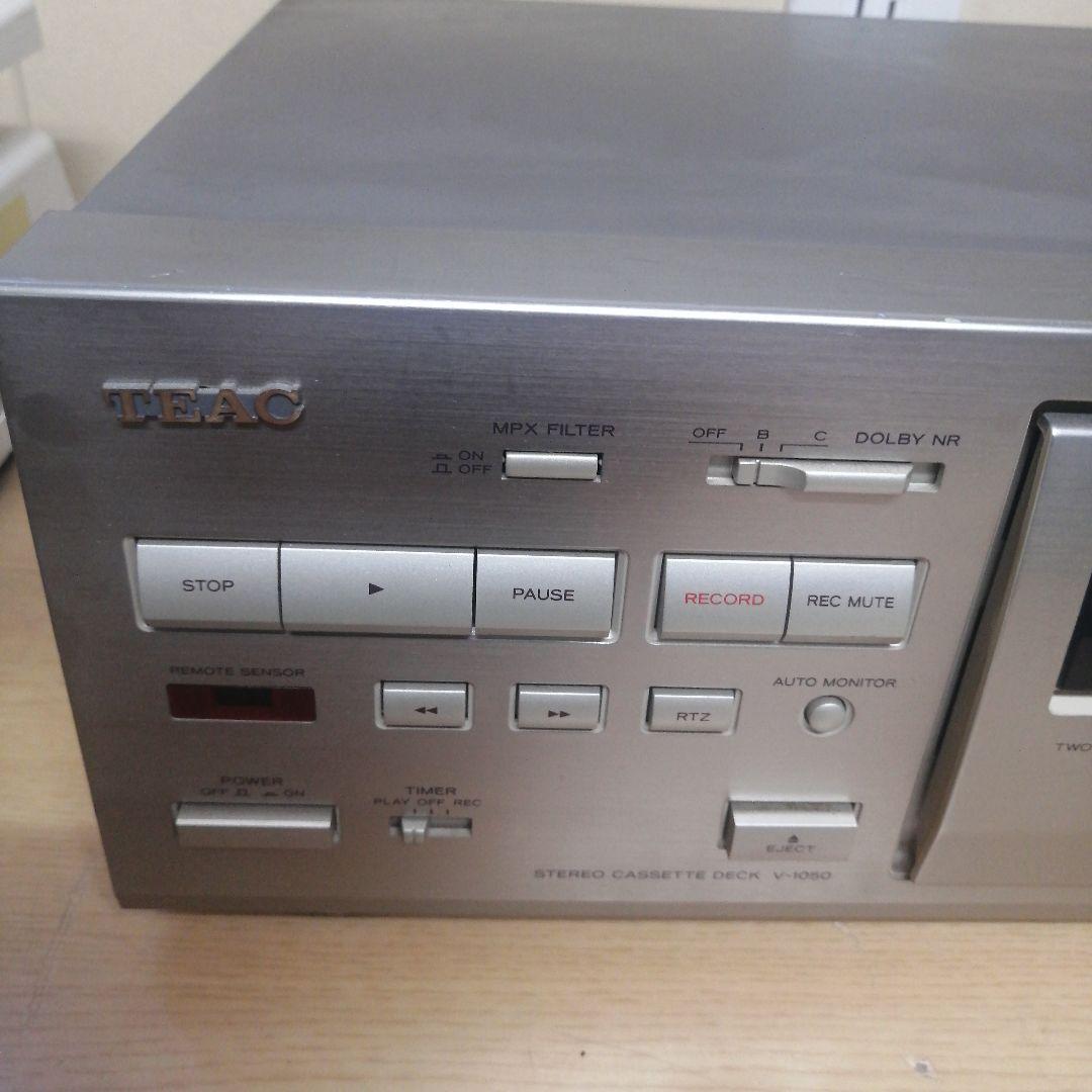 TEAC V-1050 カセットデッキ ティアック 動作確認 約4kg 本体のみ