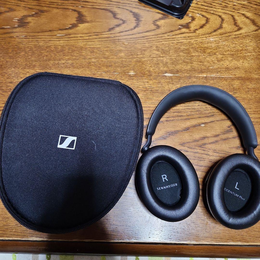 ヘッドホン Accentum Plus Wireless