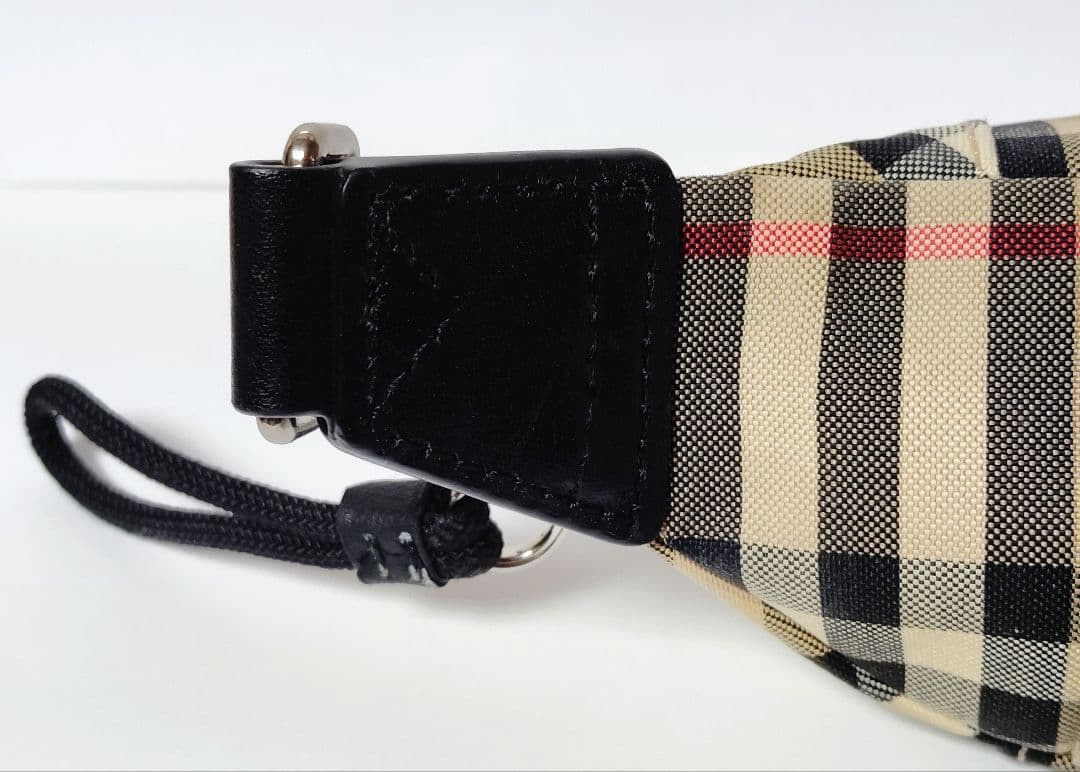 バーバリー ノバチェック ミニポーチ バッグチャーム キーリング