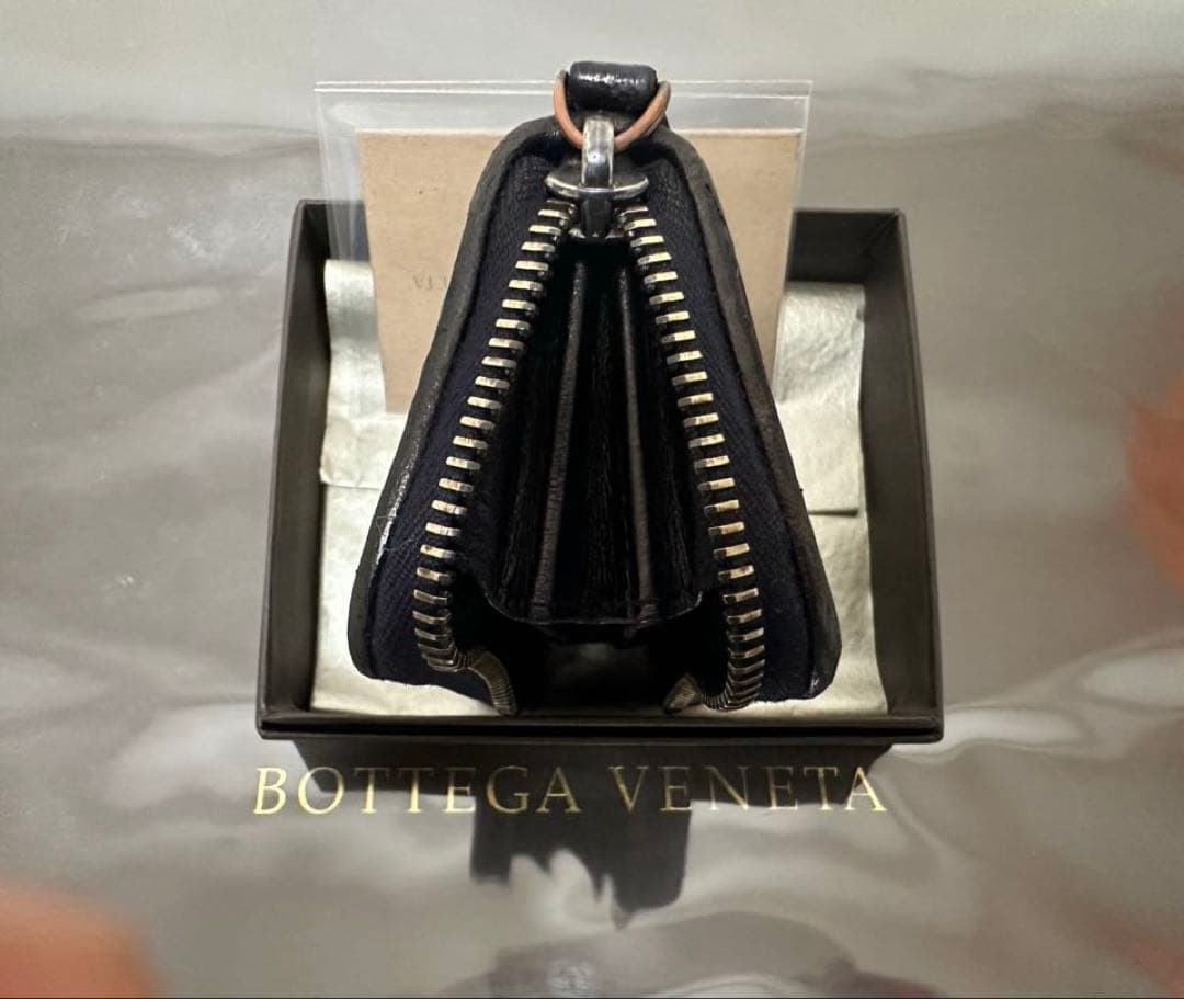 【美品】ボッテガヴェネタ イントレチャートケース/ラム/黒3️⃣✨✨