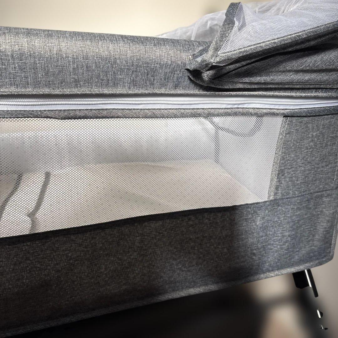 【美品】グレー　ベビーベッド 蚊帳カバー付き