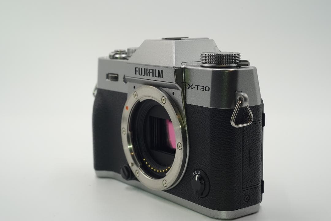 美品　FUJIFILM X-T30 XC16-50mmレンズ付き