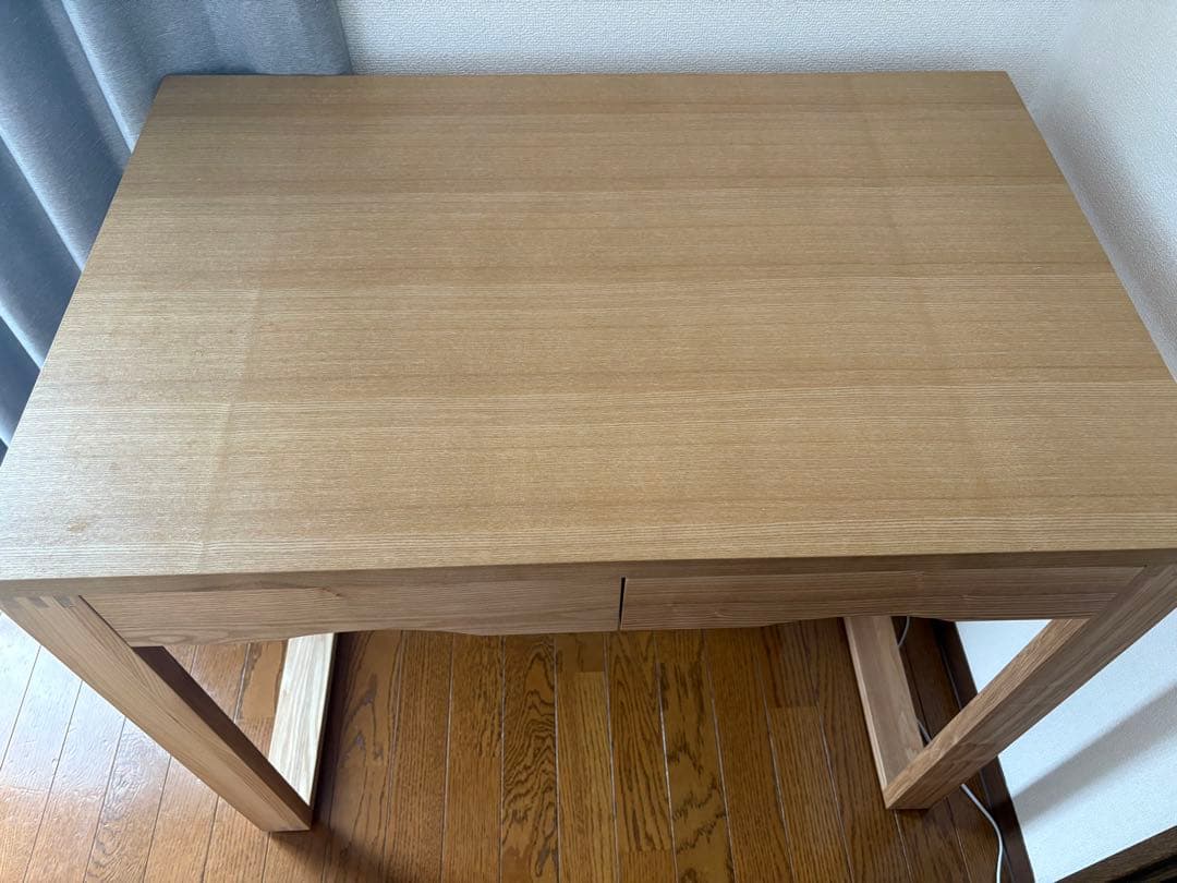 机　タモ突板の木目天然木デスク