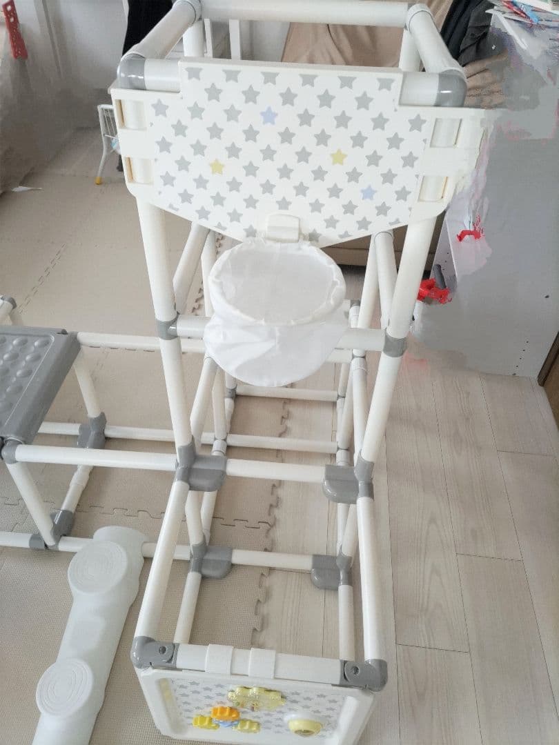 ヤトミ　折りたたみ　わんぱくスライダージム　ロングスロープ　ホワイト・グレー