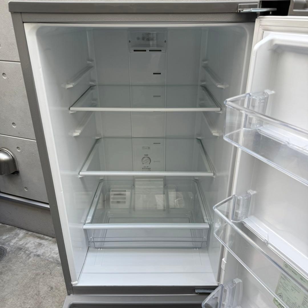 167⭐️2020年製★アクア　冷蔵庫　大型　200L シルバー　一人暮らし