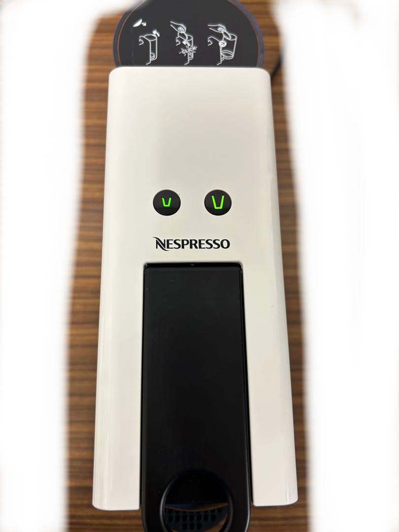 ネスプレッソ　エッセンサミニ　C30