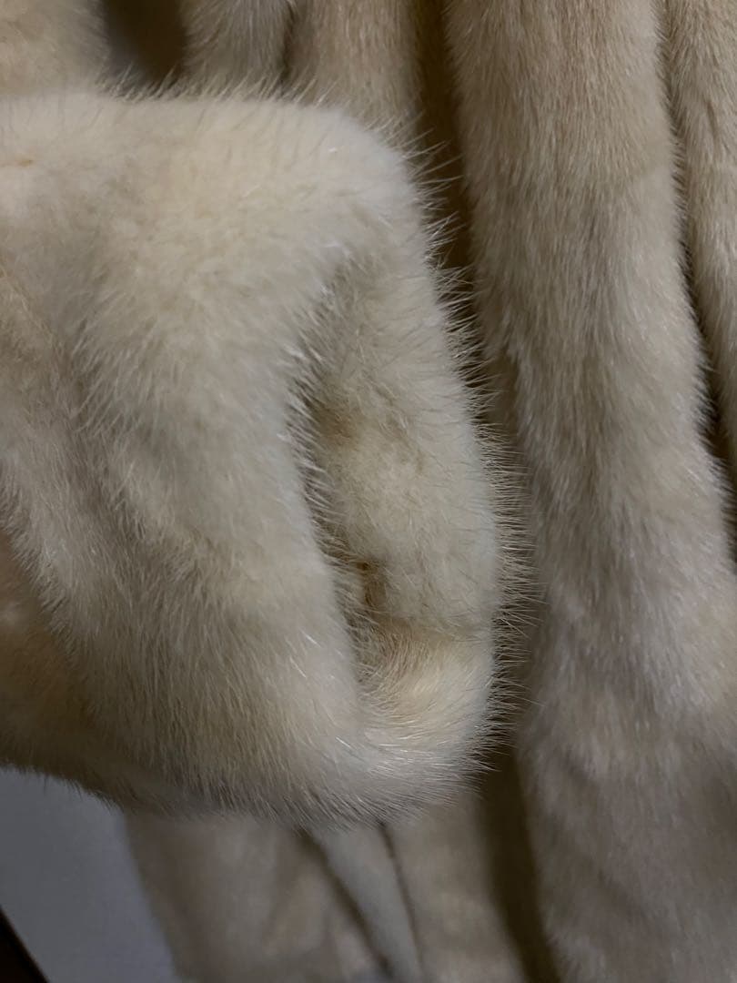 SAGA MINK（サガミンク）ハーフコート