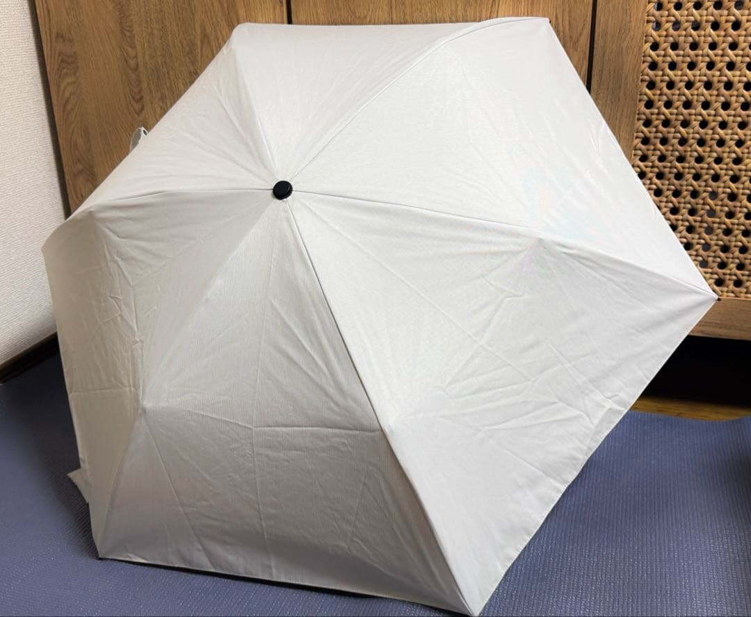 サンバリア100　２段折コンパクト　moku　アイボリー　日傘