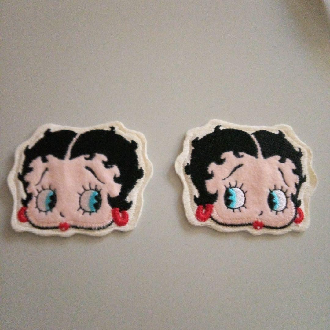 未使用品メゾピアノ　ベティ・ブープ 赤チェック スーツ　ジャケットショートパンツ