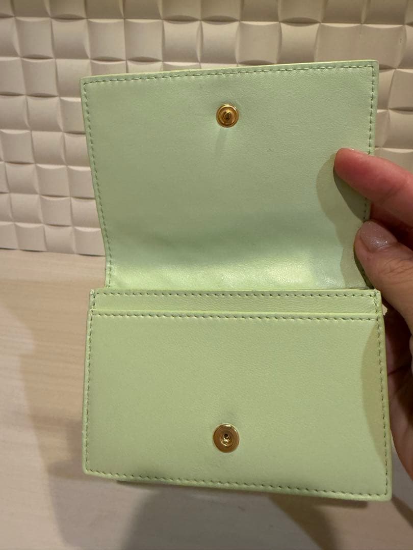 ボッテガヴェネタ 名刺入れ