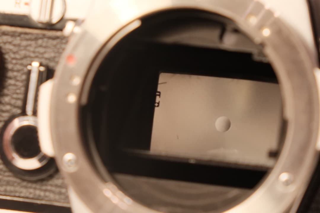 OLYMPUS　OM-1　50mm　f1.8 フィルムカメラ　動作確認済み