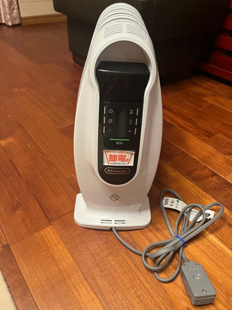 美品！DeLonghi デロンギオイルヒーター NJ0505E 500W