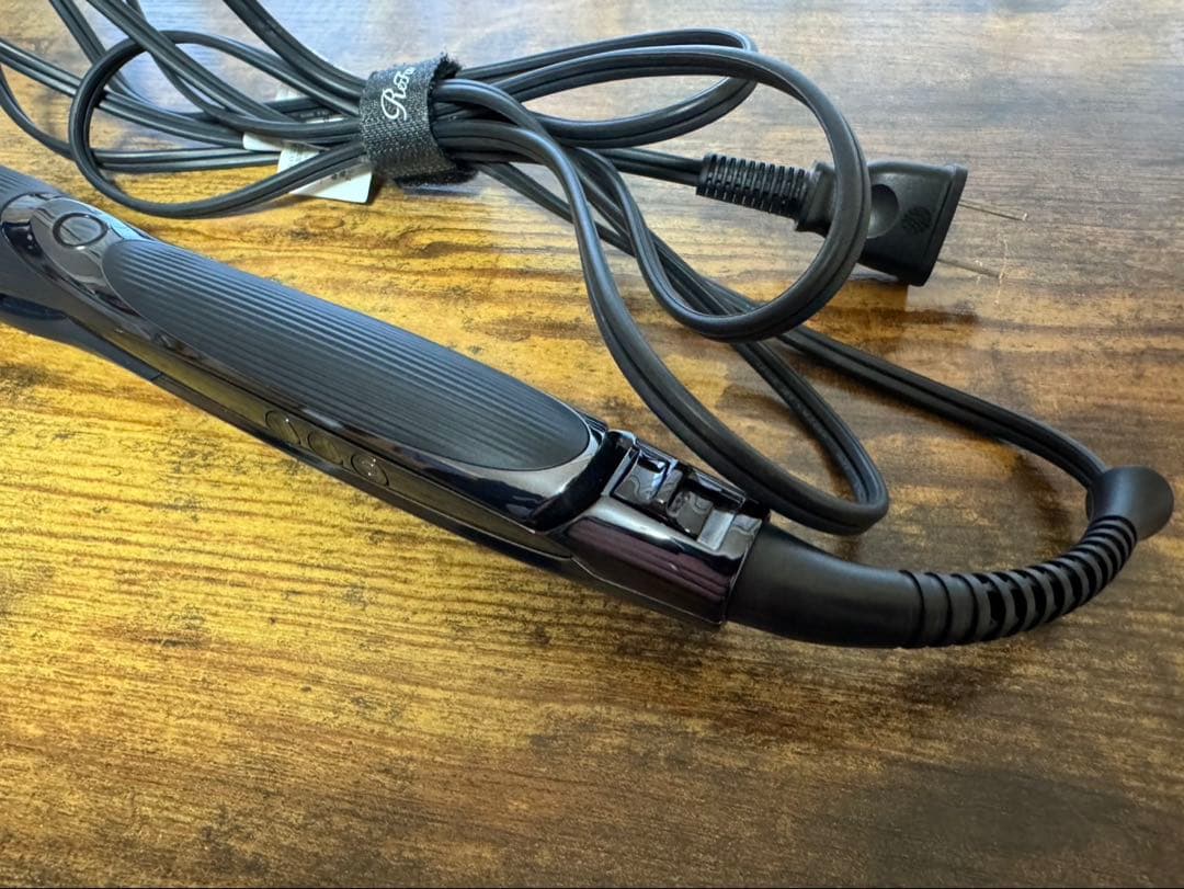 リファ　ストレートアイロン　PRO