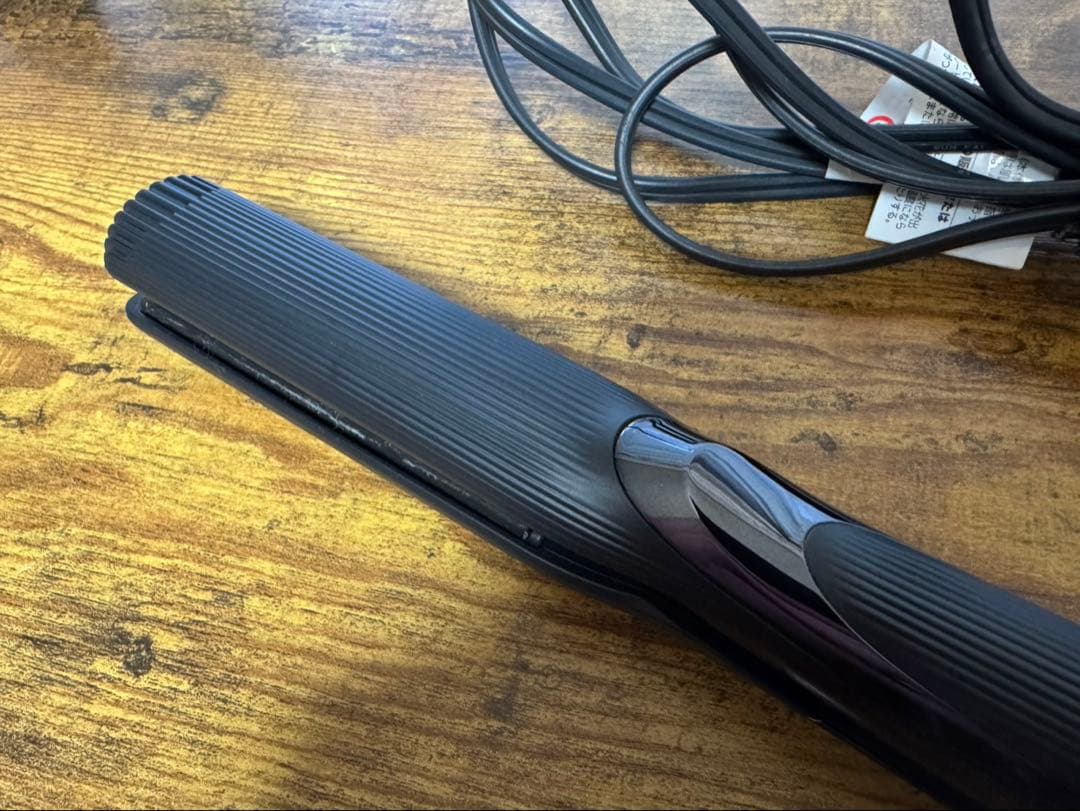 リファ　ストレートアイロン　PRO