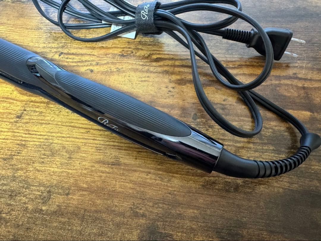 リファ　ストレートアイロン　PRO