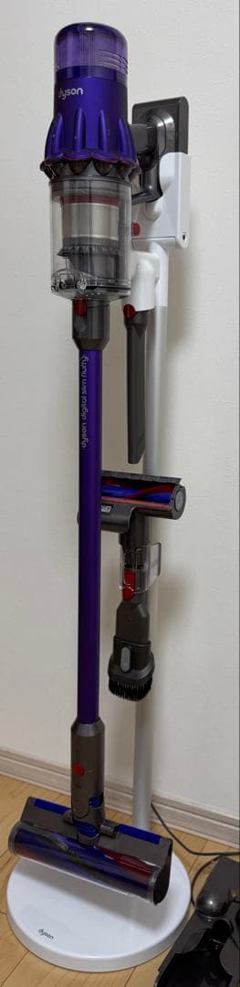 ダイソン Dyson Digital Slim Fluffy SV18 FF