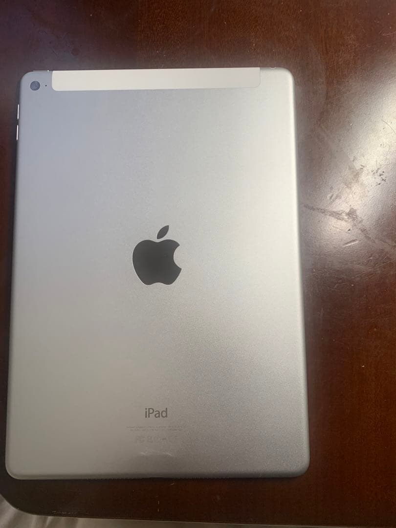 Apple iPad Air 2 32GB シルバー 本体