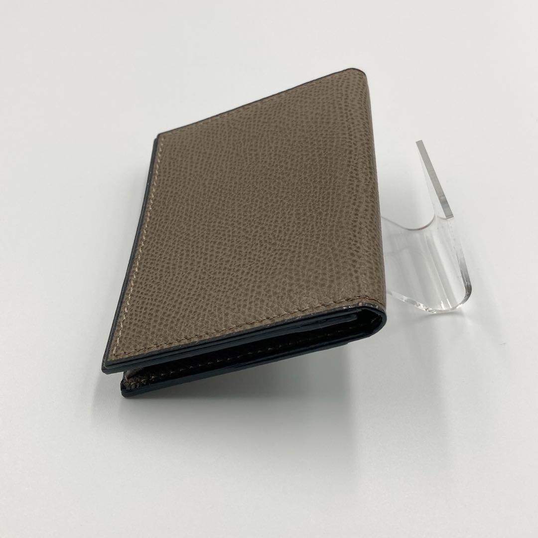 【美品】VALEXTRA ヴァレクストラ レザー 名刺入れ カードケース GRY