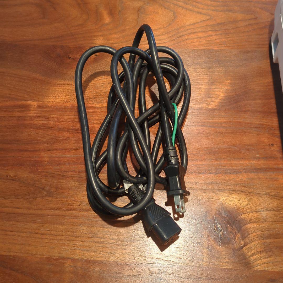 EPSON　プロジェクター　EB FH52