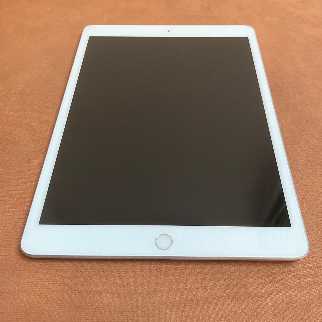 554【早い者勝ち】外観美品☆iPad8 第8世代 32GB SIMフリー☆