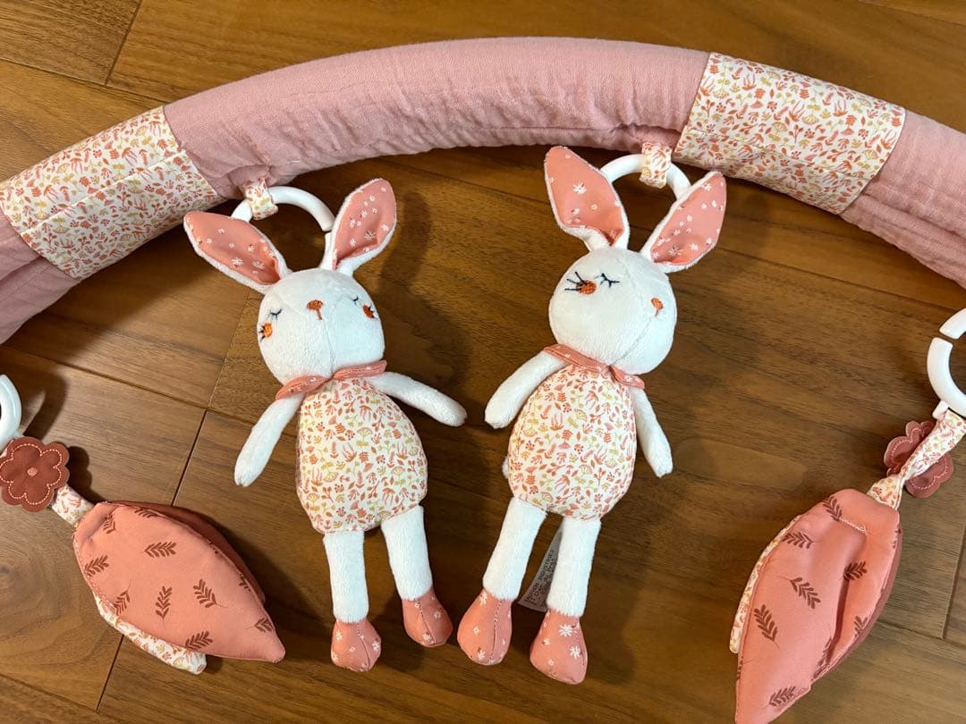 ソトン　エスメ　新品未使用　プレイマット　プレイジム　ダッドウェイ　うさぎ