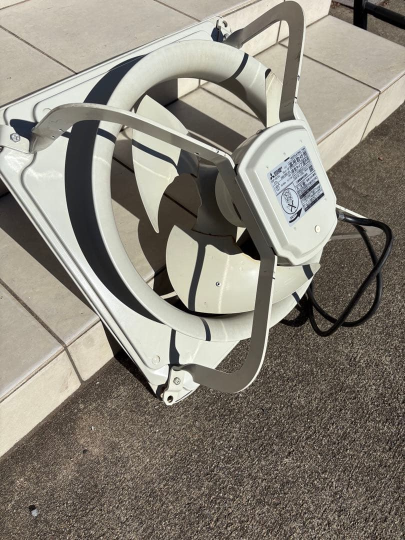 三菱　 業務用EWF-35CSA 35cm 高所取付用 屋内用 排気タプ