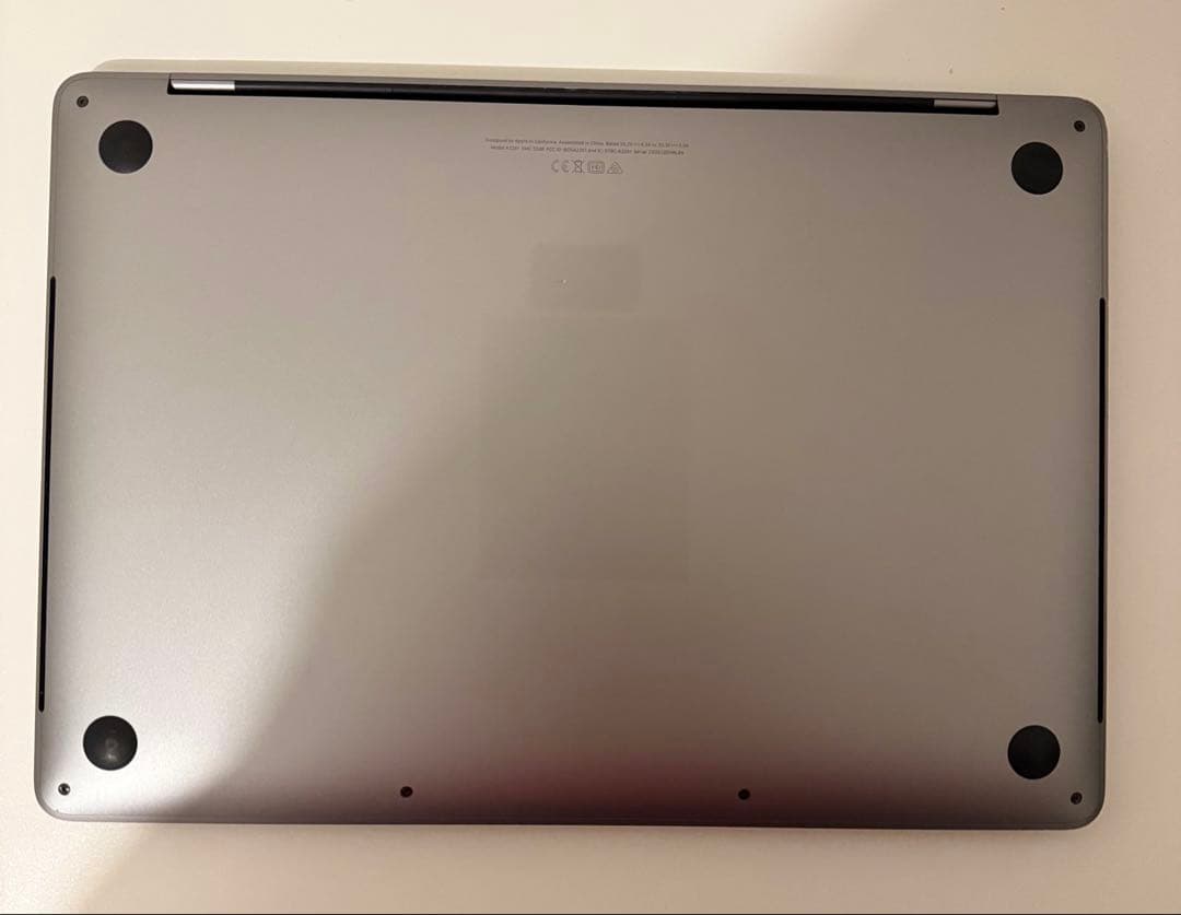 Macbook Pro 2020 13インチ Office付ける