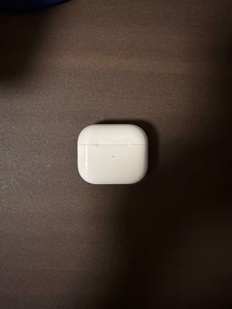 AirPods本体 ワイヤレスイヤフォン ホワイト