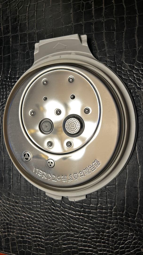 美品　日本製　PANASONIC パナソニック　SR-VSX101-Kブラック黒