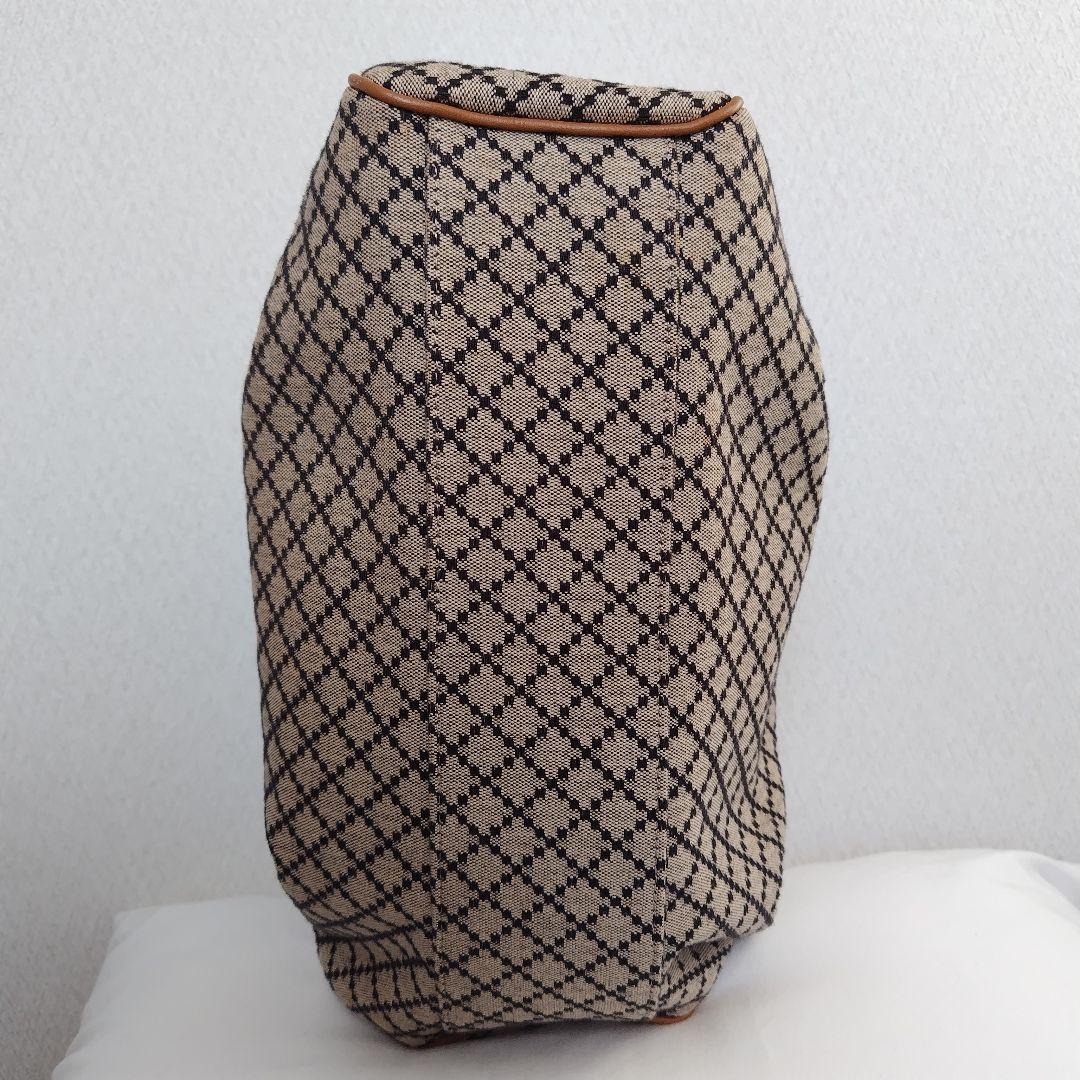 【本日2/8限定値下げ】GUCCI ダイヤモンドパターン ハンドバッグ