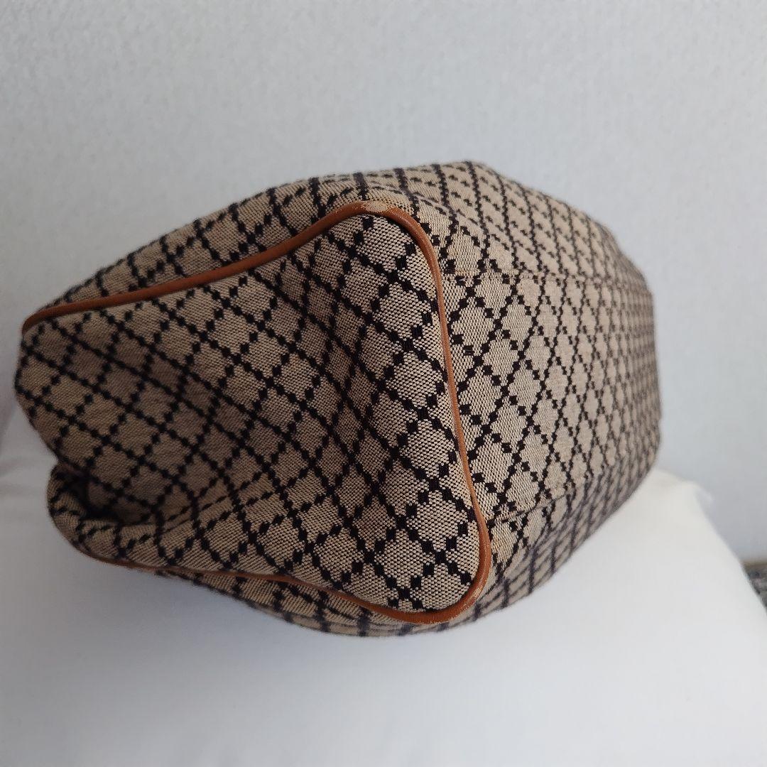 【本日2/8限定値下げ】GUCCI ダイヤモンドパターン ハンドバッグ