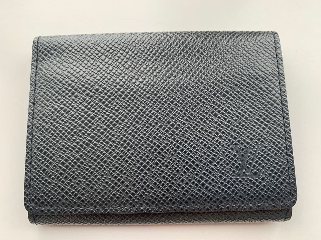 Louis Vuitton グレーレザー 名刺入れ　美品