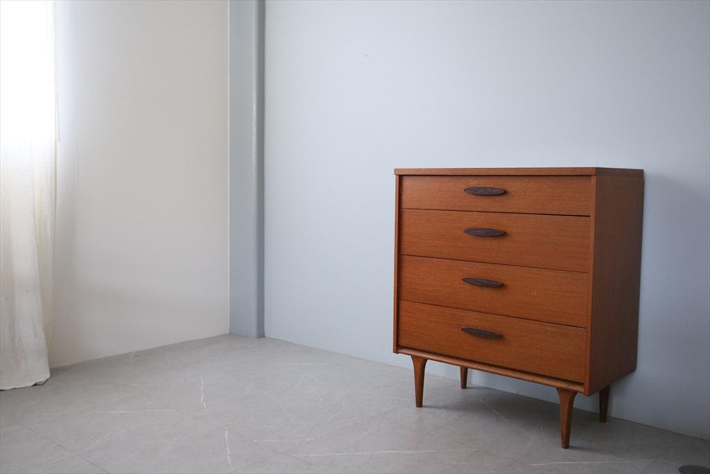 英国アンティークAustinSuiteオースティン製チェスト/タンス92-258