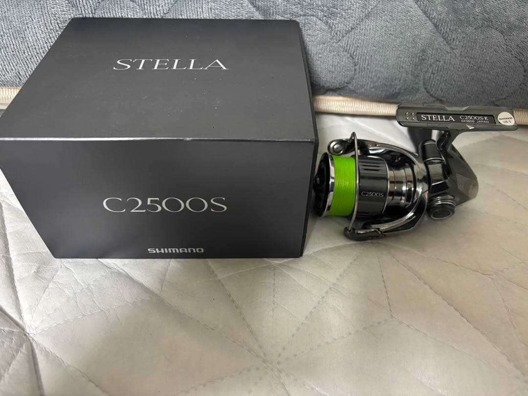 イ*レ様 SHIMANO 22 ステラ　C2500S 新品購入時全付属品込み