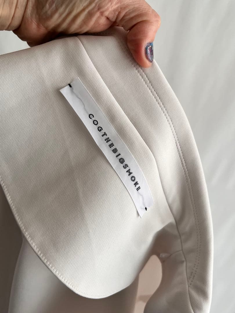 COGTHEBIGSMOKE JUBILEE ジャケット オフホワイト