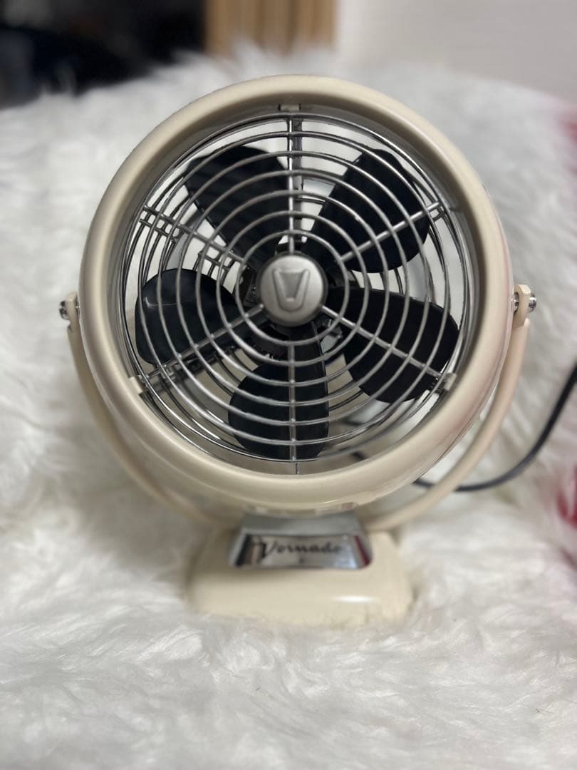Vornado レトロファン クリーム色