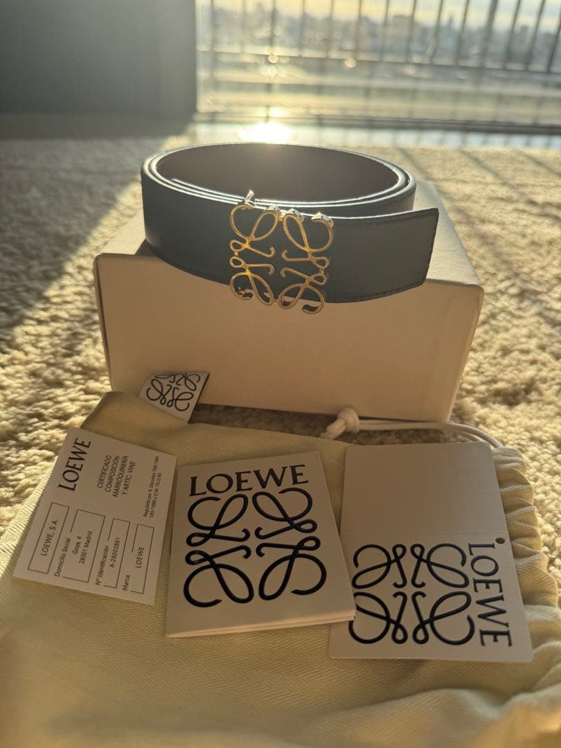 【極美品】LOEWE リバーシブルベルト　70
