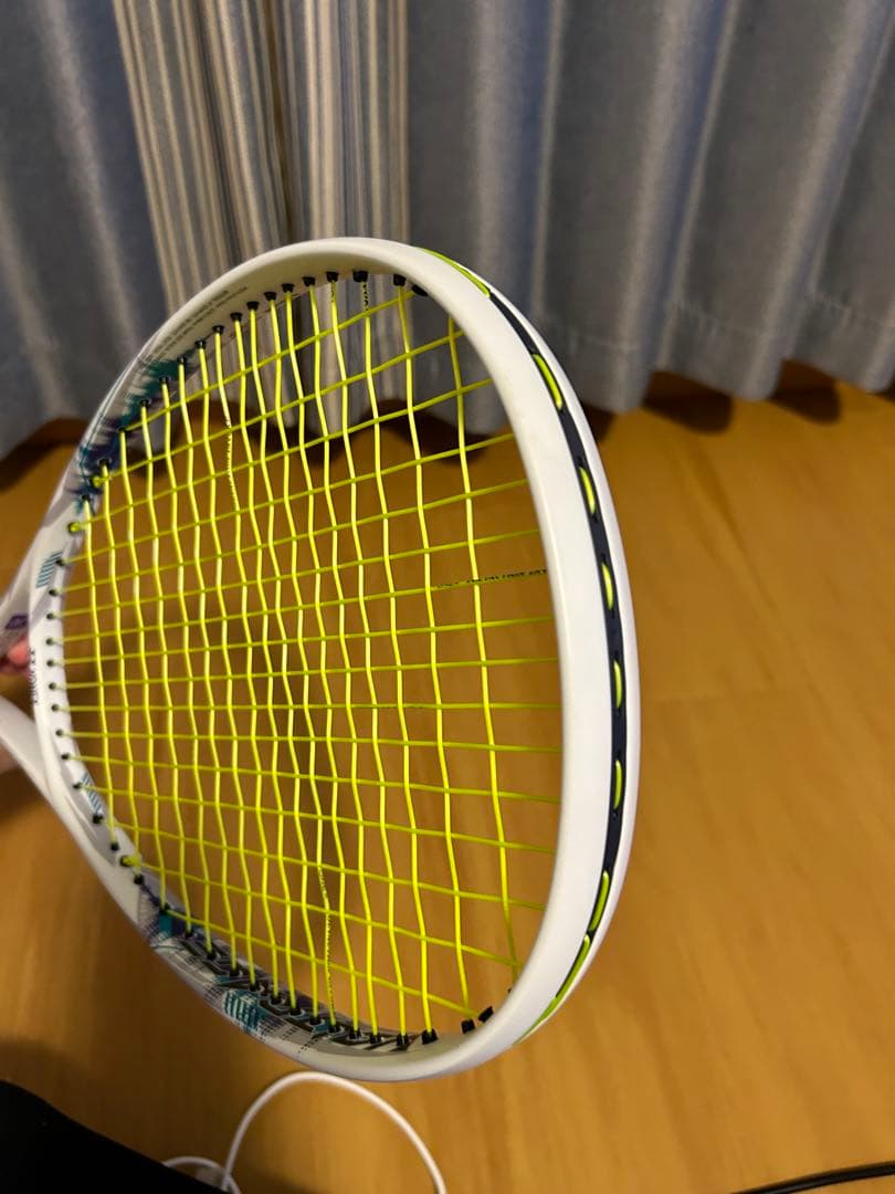 ソフトテニスボルトレイジ5V