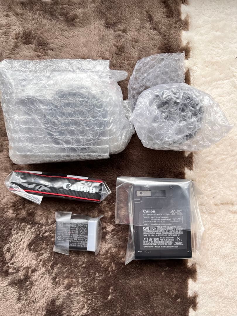 Canon R50ミラーレスカメラ 本体とレンズセット