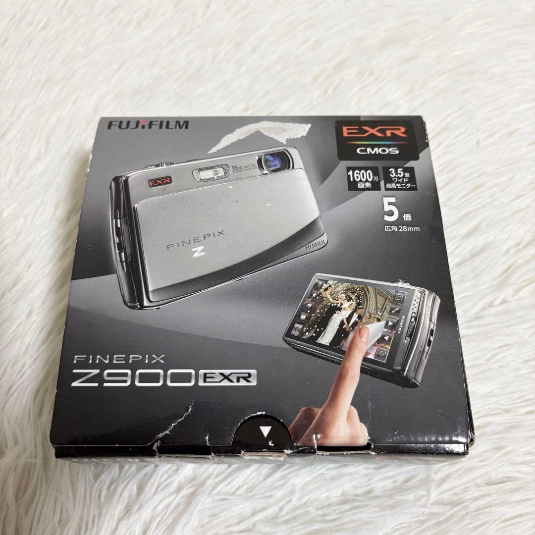 【希少・箱付き】FUJIFILM FINEPIX Z900EXR シルバー