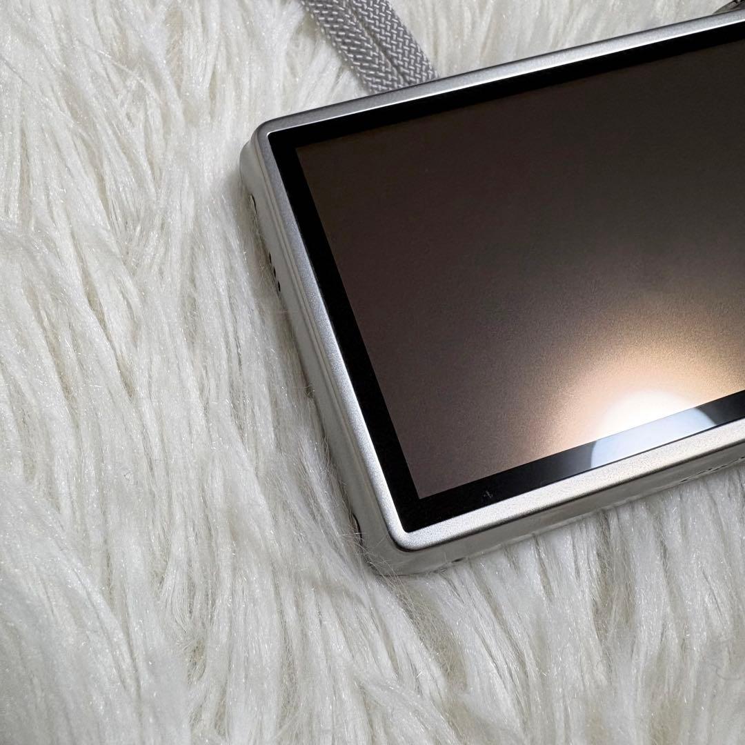 【希少・箱付き】FUJIFILM FINEPIX Z900EXR シルバー