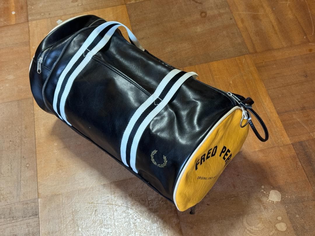 FRED PERRY ドラムバッグ 黒/黄