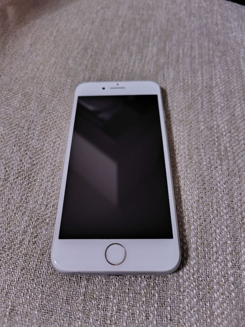 Apple iPhone 8 本体 SIMフリー　本体のみ