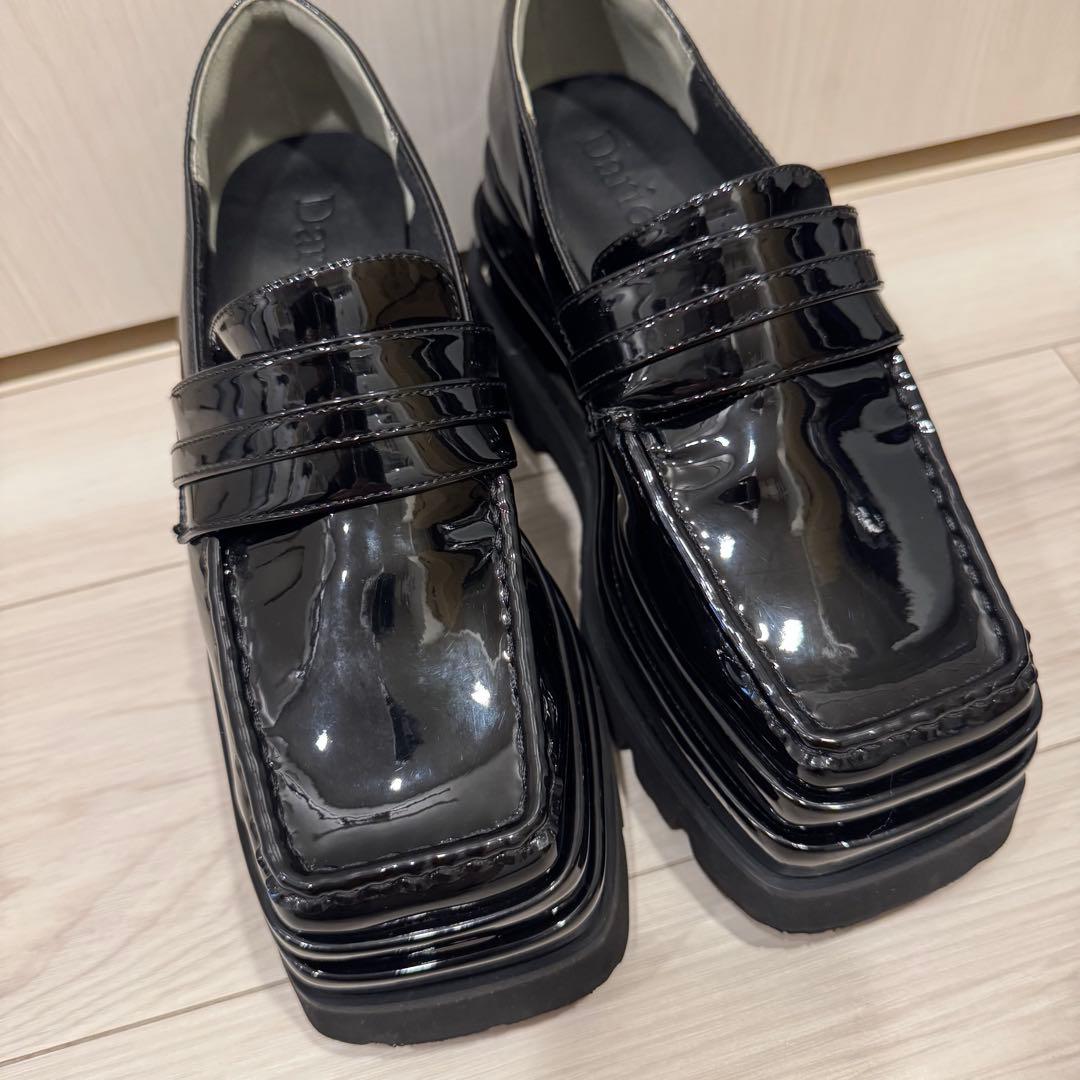 美品◎Darich エナメルプラットフォームローファー M