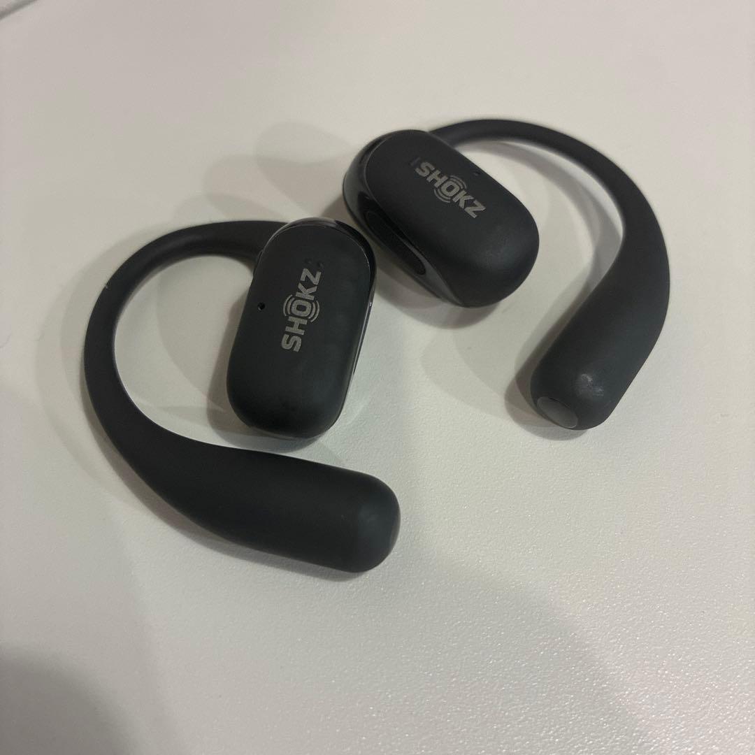 SHOKZ OPENFIT2 ワイヤレスイヤホン　ケース付き