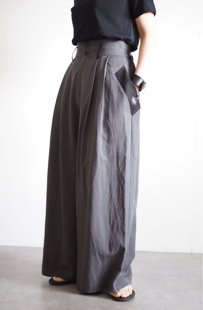 ANIECA ビックポケットバイカラーフレアパンツ