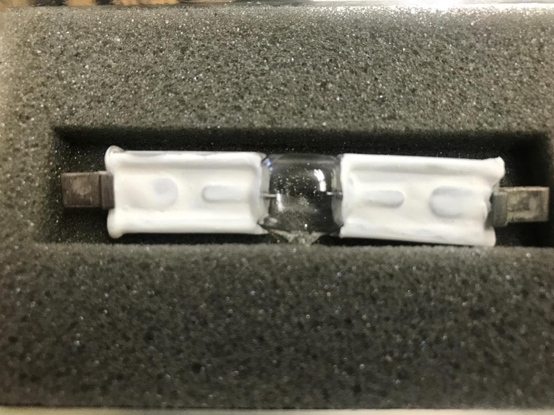 200w マイティー電球　２個セット