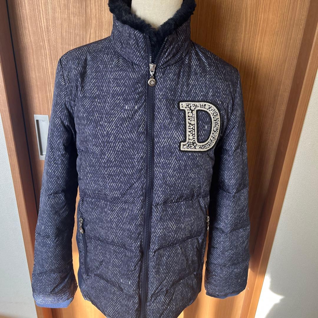 ダンスウィズドラゴン　ダウンジャケット レディース　ネイビー D刺繍