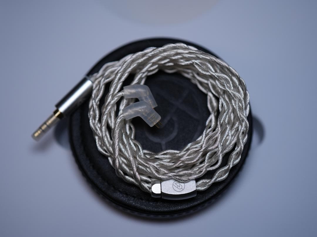 イヤホン 64audio Fourte Blanc