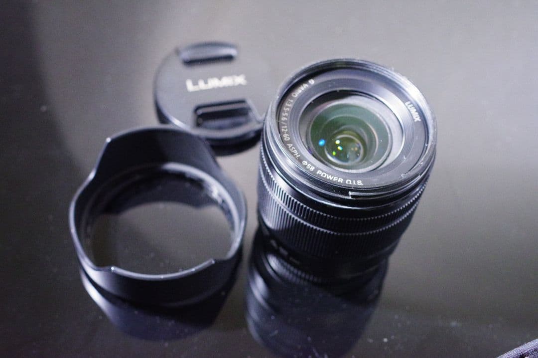 【美品】Panasonic DMC−G8Mミラーレス一眼カメラ　標準レンズキット